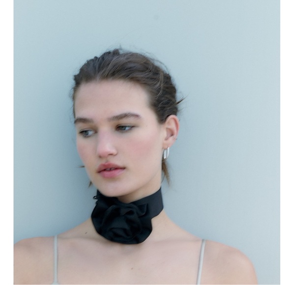 Zara FLOWER CHOKER - Picture 13 of 16